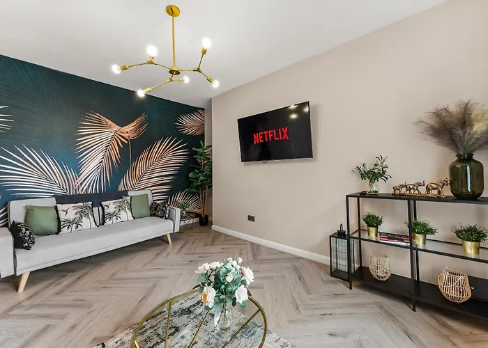 30 Percent Off The Sophisticated Central Whitby Abode - 3 Bed