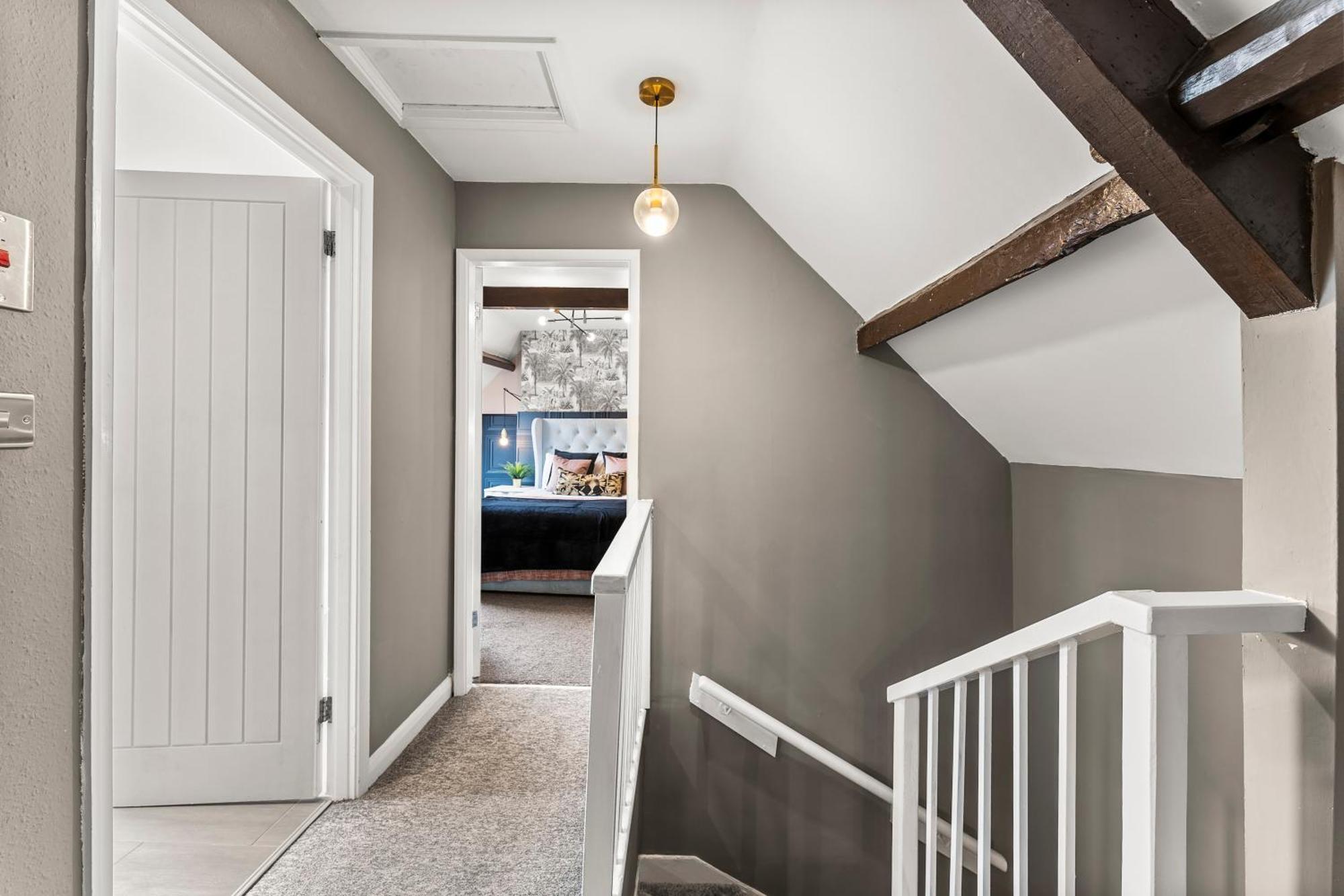30 Percent Off The Sophisticated Abode - 3 Bed Apartment Whitby