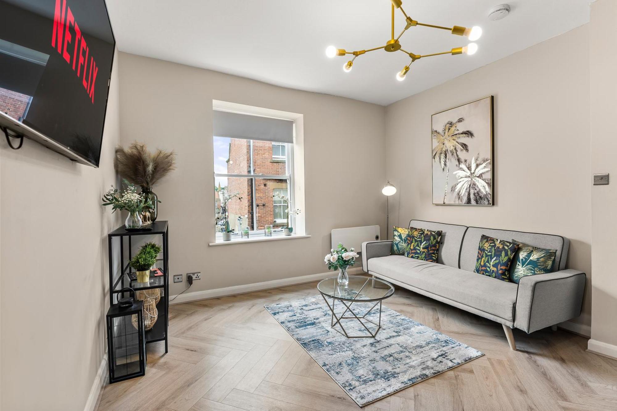 30 Percent Off The Sophisticated Abode - 3 Bed